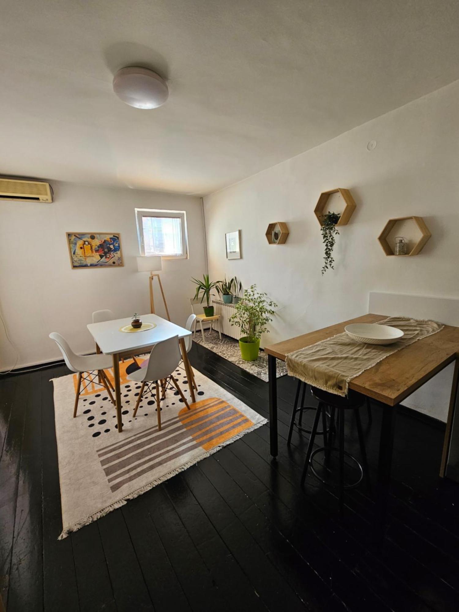 Cosy Apartment In The Heart Of Скоп'є Екстер'єр фото